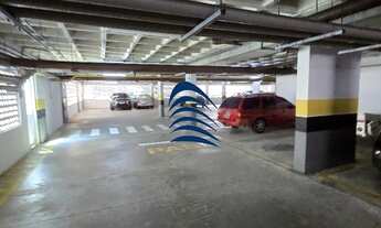 Imagem 3: Excelente apartamento com um fino acabamento no condomínio Barra Porto, sendo 4 Suites 18