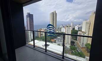 Imagem: Corredor da Vitória (Alive), studio com