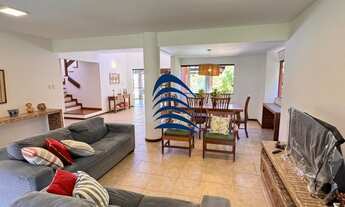 Imagem 2: Condomínio Praia dos Lagos Casa pé na areia e vista lagoa Casa duplex com 4 suítes medin