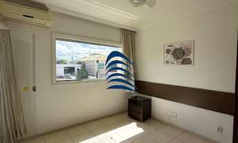 Imagem 4: Casa possui 300 m², 3/4 com suíte, apoio para empregada, área de serviço. Lavabo, área go