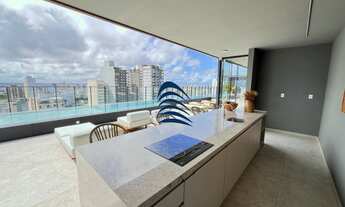 Imagem 7: Alive Corredor da Vitória: Viva o Extraordinário. Studio Frontal com Varanda e Vista Parci