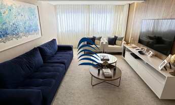 Imagem: Juracy Magalhães Jr (em frente ao Cidade