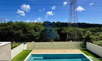 Imagem 3: Casa em fino acabamento, nova, terreno na melhor quadra do condomínio, lote plano, 5 ampla