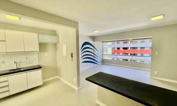 Imagem 2: Apartamento todo reformado no Caminho das Árvores ? É entrar e morar!