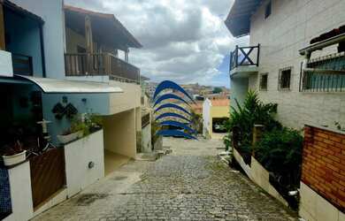 Imagem 6: BELÍSSIMA CASA 4/4 EM CONDOMÍNIO FECHADO EM ITAPUÃ