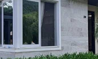 Imagem: 4 dormitórios, 2 suíte, 5 banheiro, 4