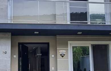 Imagem 4: 4 dormitórios, 2 suíte, 5 banheiro, 4 vagas na garagem