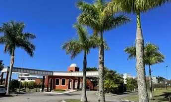 Imagem 4: Terreno à venda em Florianópolis-SC, bairro Rio Tavares, com 450m² de área. Imperdível opo