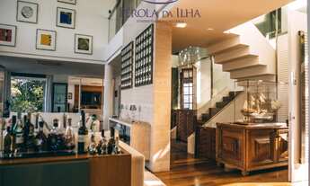 Imagem: Luxuosa mansão em condomínio à venda