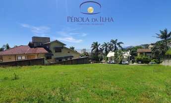 Imagem: Terreno de 720m² em condomínio de luxo