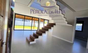 Imagem 2: 4 dormitórios, 4 suíte, 5 banheiro, 2 vagas na garagem, 236M² de Área Construída