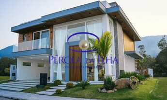 Imagem: Casa de Luxo em Condomínio à Venda em