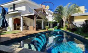 Imagem: Casa em Condomínio de Luxo em Cacupé