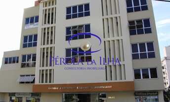 Imagem: 1 banheiros, 2 vagas na garagem, 234M²