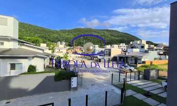 Imagem 4: Imperdível casa à venda em Florianópolis-SC, 4 quartos, 3 suítes, 4 banheiros, 2 vagas de