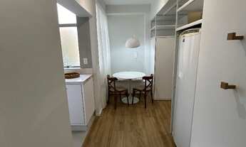 Imagem 2: Apartamento à venda no Centro de Florianópolis-SC: 1 quarto, 1 sala, 1 banheiro e 47,00 m²