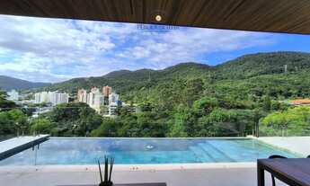 Imagem: Imóvel de luxo com 4 suítes e 457m² no