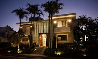 Imagem: Luxuosa casa à venda em Jurerê Internacional