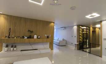 Imagem 4: Apartamento de Luxo no Centro de Florianópolis-SC: 4 Quartos, 2 Suítes, 2 Salas, 4 Banheir