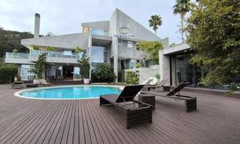 Imagem 6: Imponente residência em condomínio de alto padrão em Cacupé, Florianópolis-SC: 4 quartos