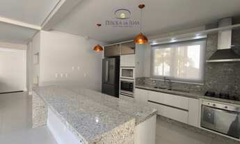Imagem 7: Espetacular casa à venda em Florianópolis-SC, no bairro Córrego Grande. 4 quartos, 1 suíte