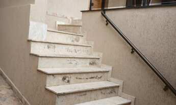 Imagem 5: 2 dormitórios, 1 suítes, 3 banheiro, 5 vagas na garagem, 180M² de Área Construída