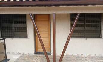 Imagem 4: 2 dormitórios, 1 suítes, 3 banheiro, 5 vagas na garagem, 180M² de Área Construída