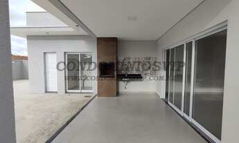 Imagem 2: Casa em Condomínio de Alto Padrão em Cajuru do Sul, Sorocaba-SP: 3 Quartos, 1 Suíte, 2 Sal