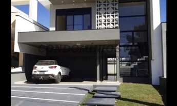 Imagem: Impecável casa em condomínio à venda