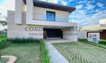 Imagem: Imponente casa em condomínio à venda em