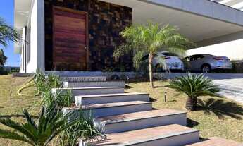 Imagem: Casa de luxo em condomínio na Araçoiabinha