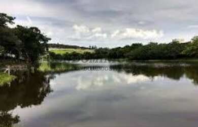 Imagem 2: Casa em Condomínio de Alto Padrão em Sorocaba-SP, Bairro Caguassu: 3 Quartos, 3 Suítes, 3
