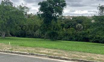 Imagem 2: Terreno de 1.000m² em condomínio de luxo no Village Ipanema, Araçoiaba da Serra-SP. Confir
