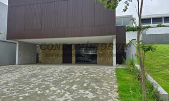 Imagem: Luxuosa Casa em Condomínio à Venda em