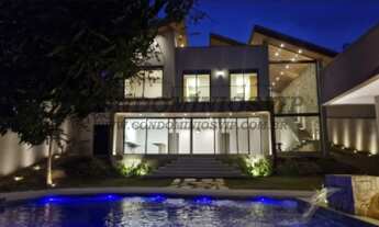 Imagem: Casa de luxo à venda em condomínio exclusivo