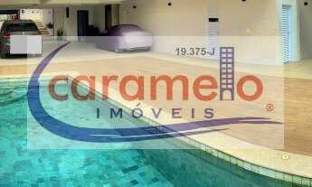 Imagem 1: Casa com 04 suítes / 06 vagas de garagem para venda na Rua Joselyr de Moura Bastos / City