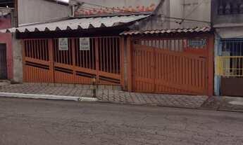 Imagem: TERRENO COM 03 CASAS E 01 SALÃO COMERCIAL