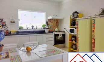 Imagem 8: 3 dormitórios, 1 suítes, 2 banheiro, 2 vagas na garagem