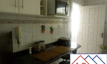 Imagem 2: 3 dormitórios, 2 suíte, 1 banheiros, 2 vagas na garagem