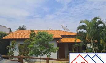 Imagem: 3 dormitórios, 1 suítes, 2 banheiro, 2