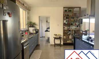 Imagem 6: 4 dormitórios, 4 suíte, 3 banheiro, 4 vagas na garagem