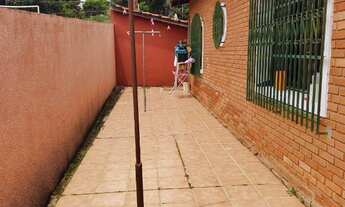 Imagem 6: 3 dormitórios, 1 suítes, 2 banheiro, 4 vagas na garagem