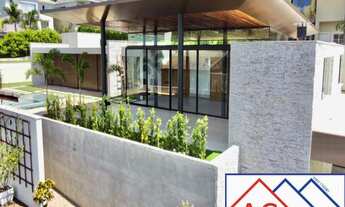 Imagem 4: 4 dormitórios, 4 suíte, 2 banheiro, 3 vagas na garagem