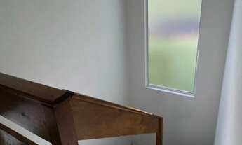 Imagem 2: 3 dormitórios, 1 suítes, 2 banheiro, 1 vaga na garagem