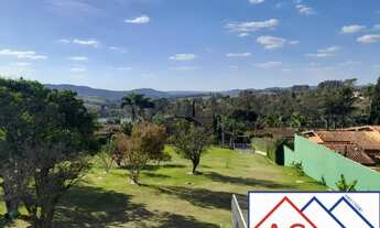Imagem 5: 3 dormitórios, 1 suítes, 2 banheiro, 2 vagas na garagem