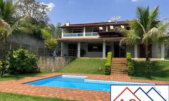 Imagem: 3 dormitórios, 1 suítes, 5 banheiro, 5