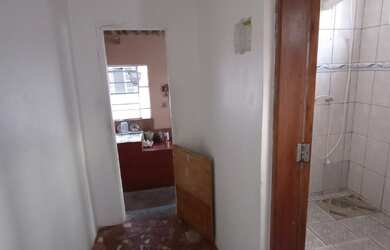 Imagem 3: 3 dormitórios, 1 banheiros, 2 vagas na garagem