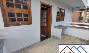 Imagem 5: 3 dormitórios, 1 suítes, 1 banheiros, 6 vagas na garagem