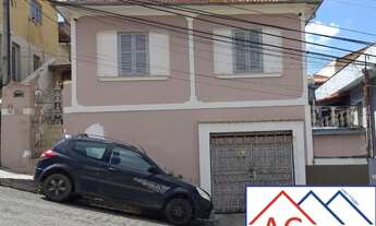 Imagem: 2 dormitórios, 1 banheiros, 1 vaga na garagem