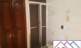 Imagem 4: 4 dormitórios, 1 suítes, 1 banheiros, 2 vagas na garagem